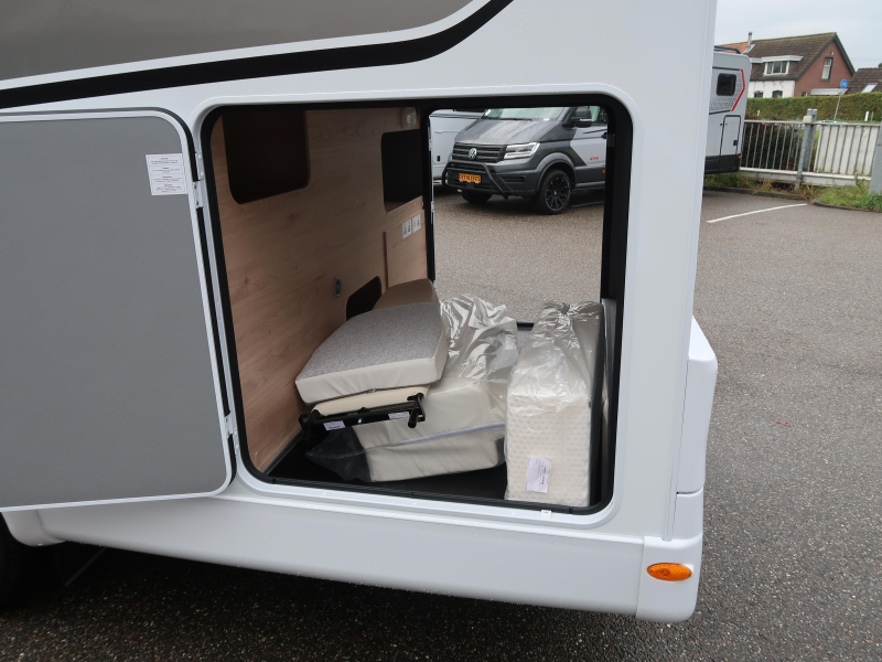 Dethleffs Just Camp T 7052 EBL FACE TO FACE AUTOMAAT  foto: 16