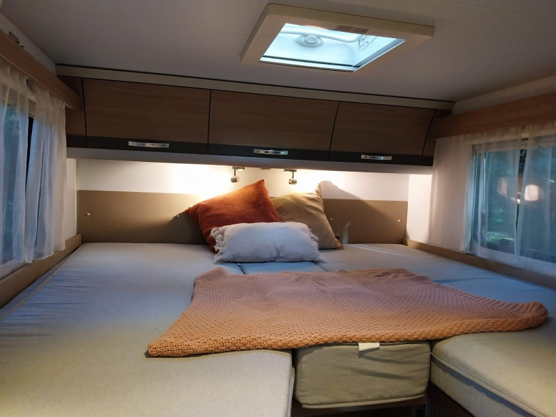 &iexcl;Adria Compact SL longitud 660 con solar! foto: 18