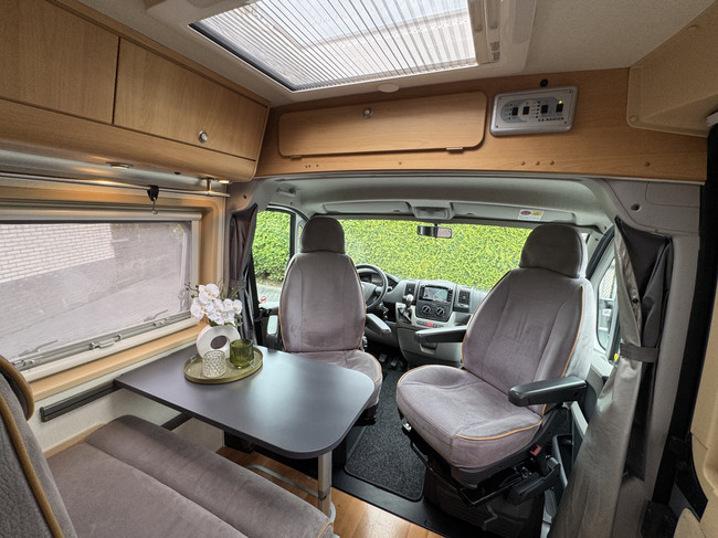 Adria Twin 600 158 CV Fiat Ducato 3.0 AUTOM&Aacute;TICO **Solo 6 metros/Cama transversal grande/4 asientos/Toldo/Panel solar/Portabicicletas/JBL/Ver foto: 21