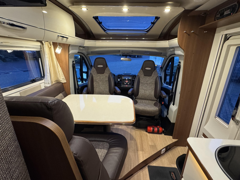 LMC Cruiser Passion 663 G Lente bedden- 7 Meter  foto: 7