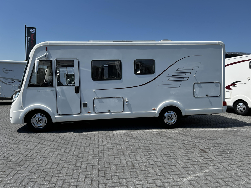 Hymer B594 Dwarsbed/Hefbed/2011/6.9M  foto: 23