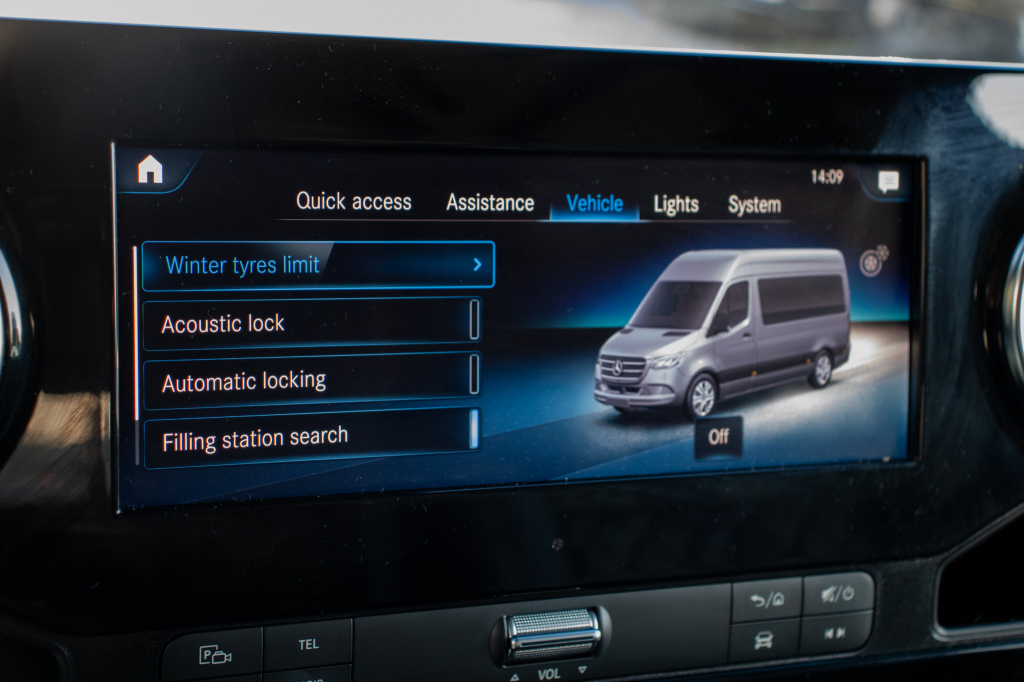 Mercedes Sprinter 319 CDI 4X4 foto: 48