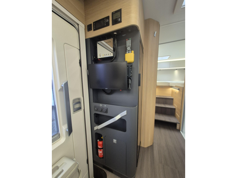 Adria Matrix 650 DL Face to face Foto: 17