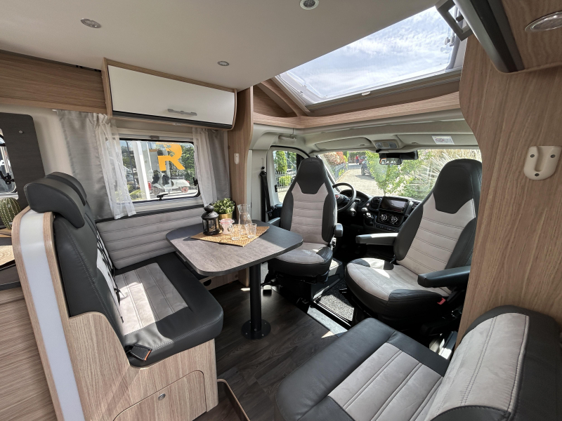 Sunlight T 68 Panel solar + cama abatible foto: 6