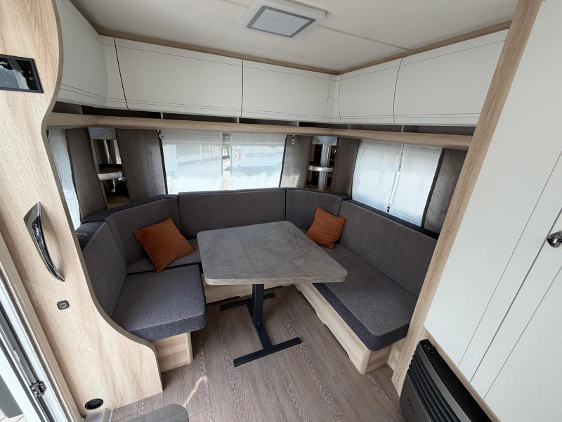 Hobby De Luxe 495 UL MODELO 2027 foto: 5