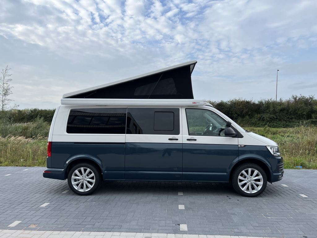 Volkswagen T6 Buscamper 2017 175k km zweifarbig Foto: 2