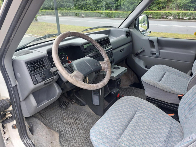 Volkswagen T4 California Westfalia 2.4D Automaat Apk 06-2028 foto: 10