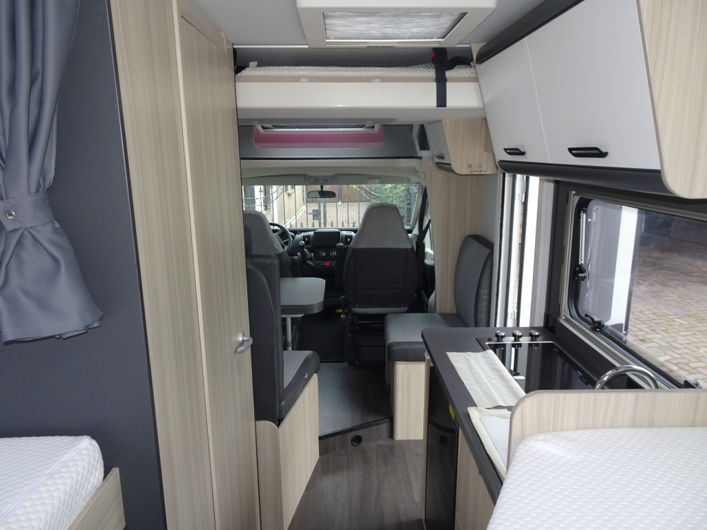ADRIA SUN LIVING S 70 SL foto: 3