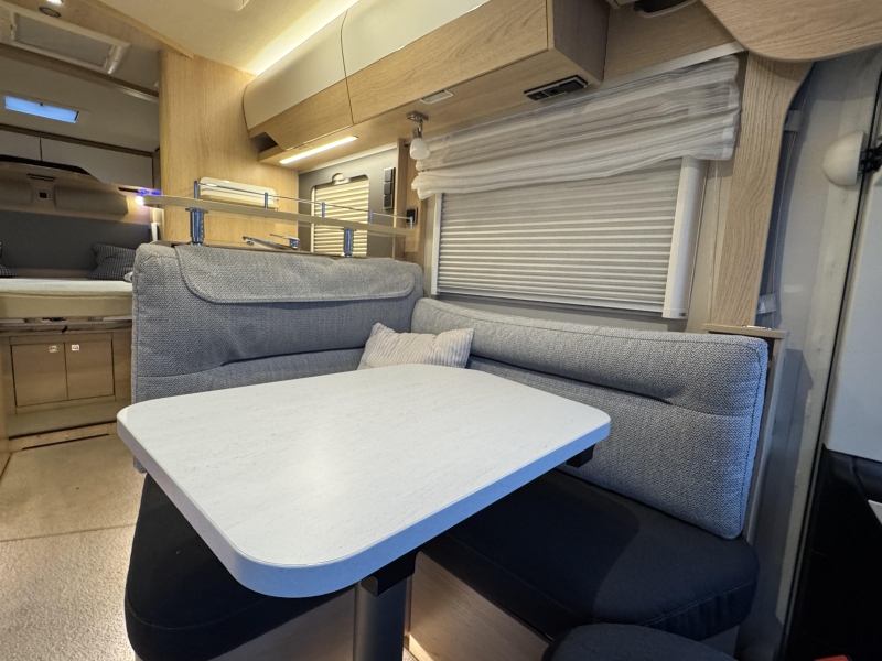 Hymer BMC-I 690 Queensbed-Hefbed-Mercedes  foto: 5