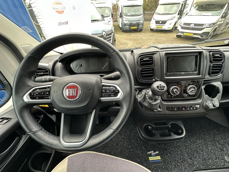 Bürstner Nexxo Van T 620 G ENKELE BEDDEN + COMPACT  foto: 17