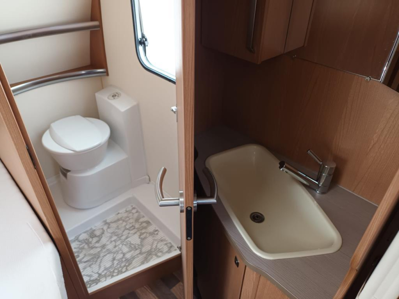 Knaus Sport 450 FU  foto: 8