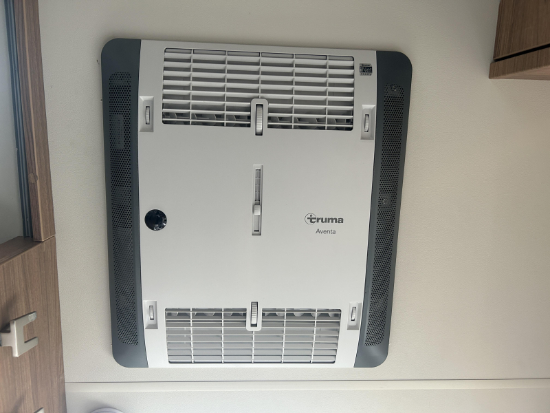 Knaus L!ve Ti 650 MEG Laagbed + trekhaak  foto: 22