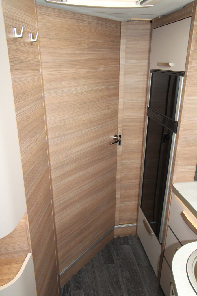 Knaus L!VE 900  foto: 11