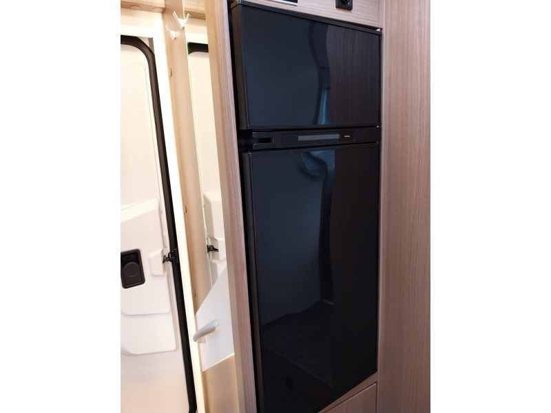 Carado T459 , solair en dubbele airco  foto: 8