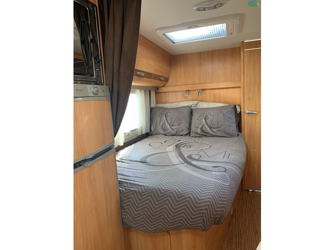 Adria Coral S 680ST foto: 16