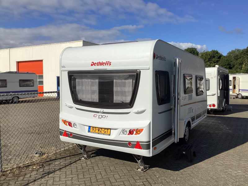 Dethleffs C'Go 475 EL camas individuales foto: 17