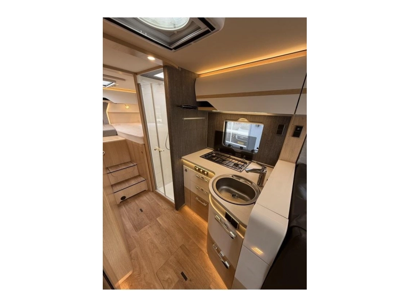 Hymer B ML I 780 Kastjes, geen hefbed, vol  foto: 13