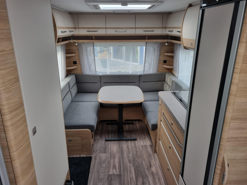 Fendt Bianco Selection 465 SFB  foto: 2