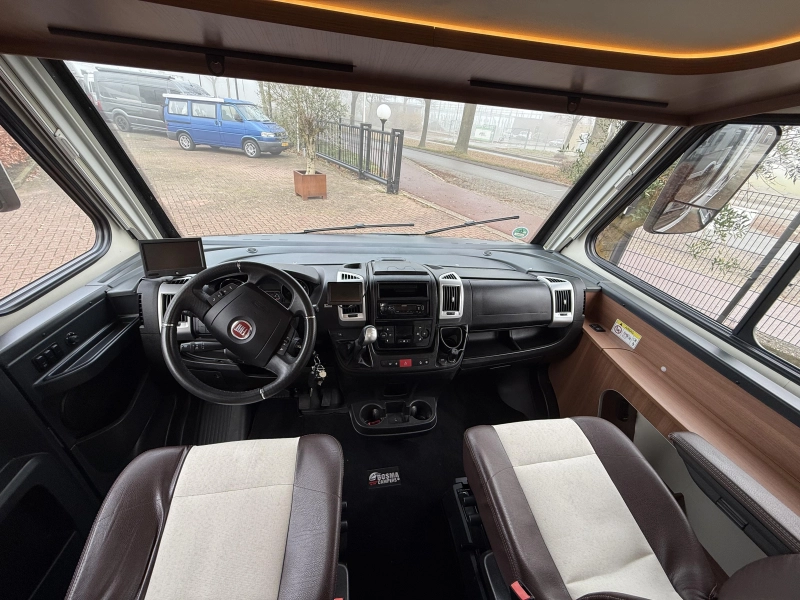 LMC Explorer Comfort 735 G Enkele Bedden Hefbed 2019  foto: 8
