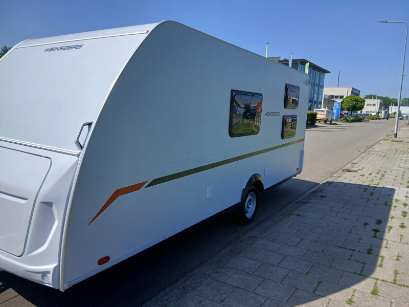 Weinsberg CaraCito 500 QDK Stapelbedden en douche!  foto: 4