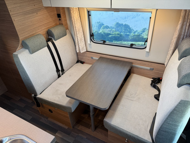 Weinsberg CaraHome 650 DG / Gratis Stalling foto: 12