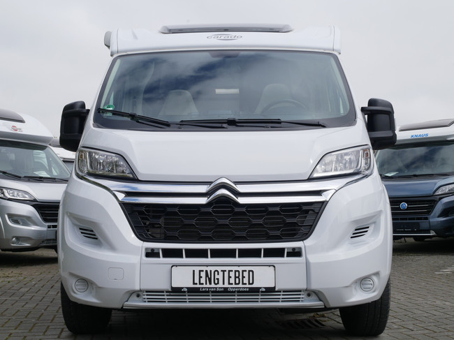 Carado V337, Lengtebedden, 900 kilo laadvermogen, XL Garage foto: 1