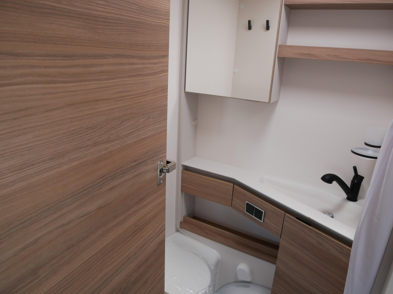 Dethleffs Nomad 460 EL GRATIS MOVER en AIRCO  foto: 6