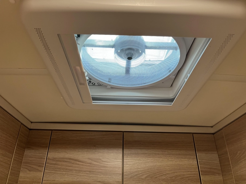 Knaus Boxstar Freeway 630 Camas longitudinales / opciones completas foto: 15