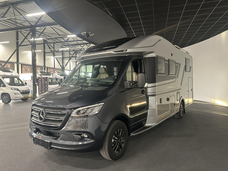 Adria Coral Supreme MB 670 DL LED / dakairco / automaat  foto: 6