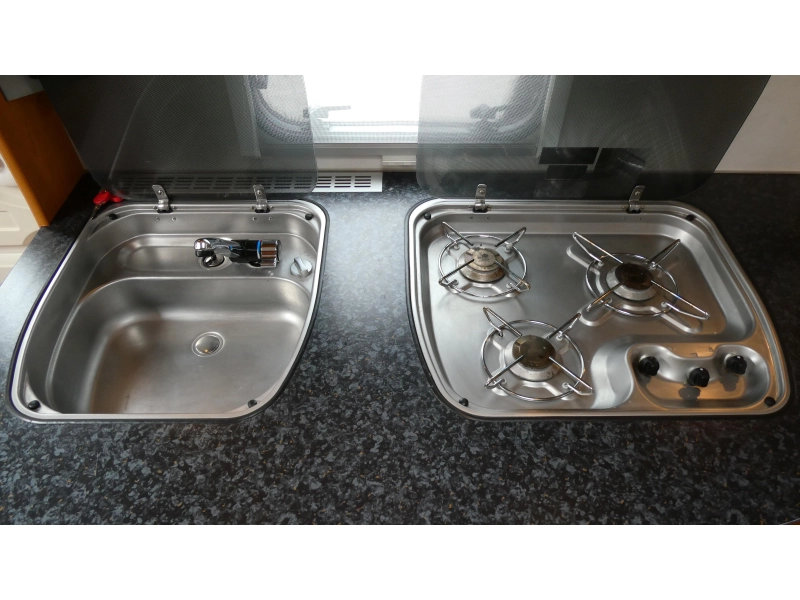 Dethleffs Beduin 510 V Thule Dachmarkise Foto: 10