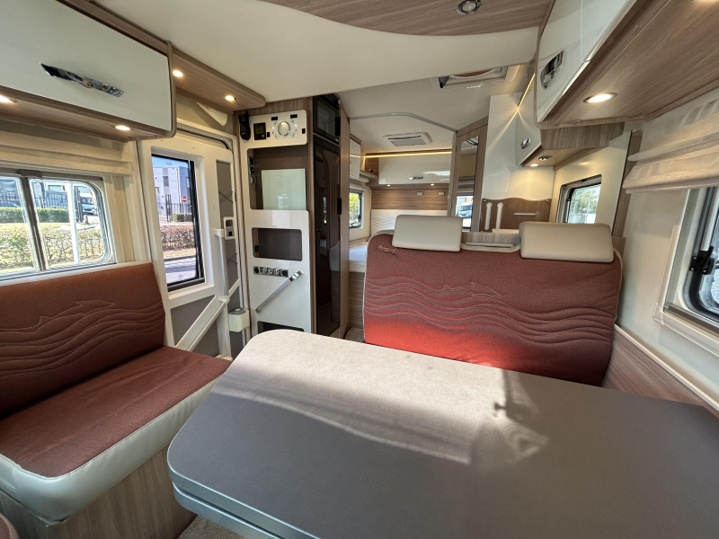 Bürstner Delfin T 660 zeer nette camper  foto: 9