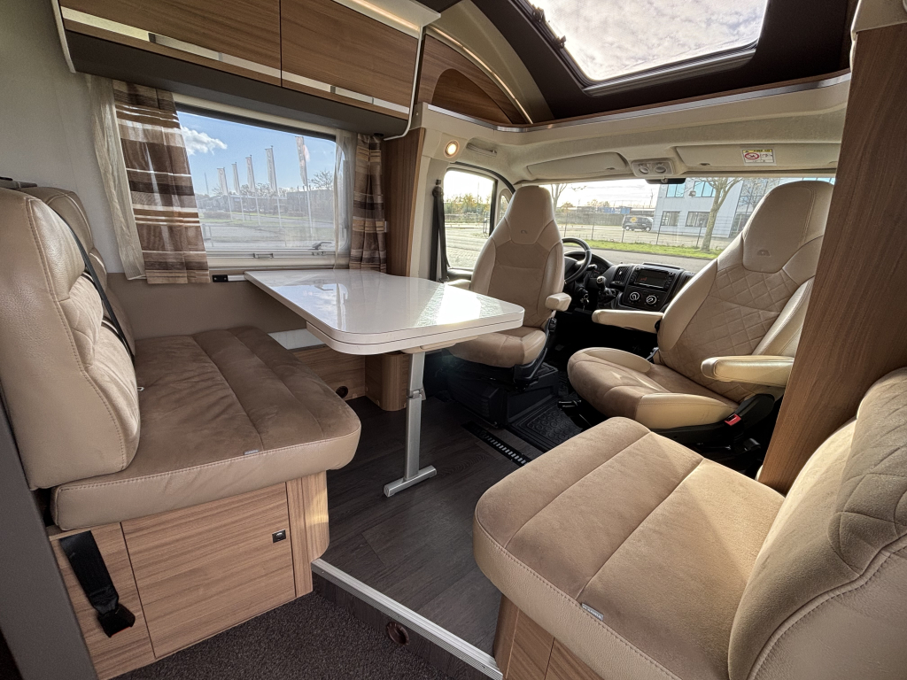 ADRIA MATRIX M 670SL foto: 5