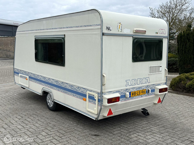 Adria 430 PH super limpio ligero foto: 3