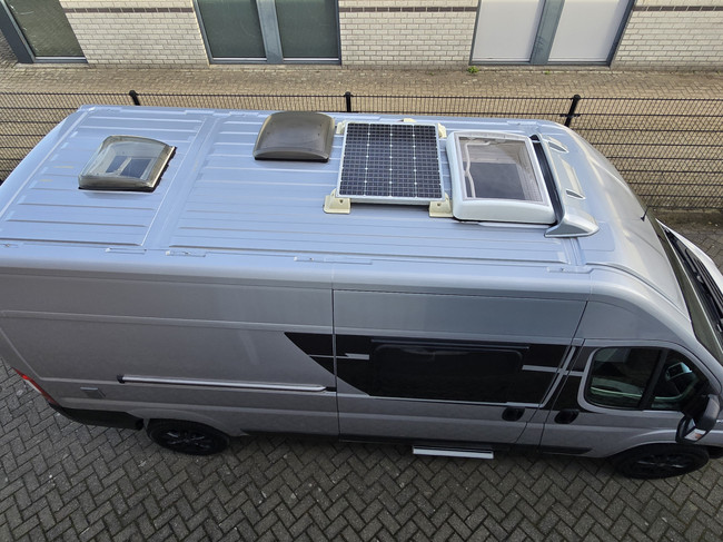 Sunlight CLIFF 600 EURO 6 &iexcl;&iexcl;SOLO 35.011 KM!! PANEL SOLAR LITIO SUSPENSI&Oacute;N NEUM&Aacute;TICA CAMA TRANSVERSAL ASIENTOS GIRATORIOS foto: 23