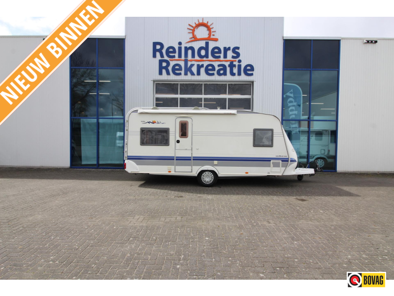 Hobby Excellent Easy 495 UFE VT Ventura Fietsenrek 