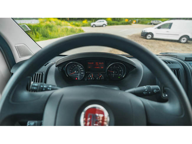 Fiat Ducato Sun Living Lido M 45 SP 12 Monate Garantie | 6 Schlafpl&auml;tze | Kabinenklimaanlage + Klimaanlage im Wohnbereich | Hubbett | Navi | Kamera | Tempomat | Foto: 10