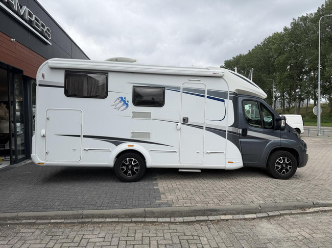 Knaus 650 Meg Sun Ti Automatik Einzelbetten Maxxfan Flacher Boden Foto: 8