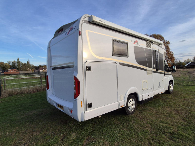 Malibu Compact AUTOMAAT 130PK 1e eig NW 