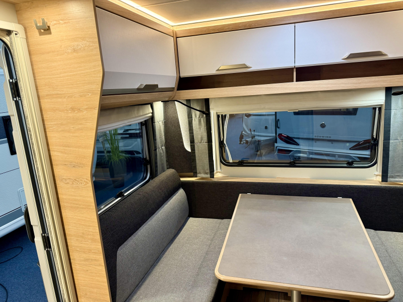 Knaus Sudwind Black Selection 460 EU &iexcl;Acci&oacute;n de aire acondicionado de verano! foto: 12