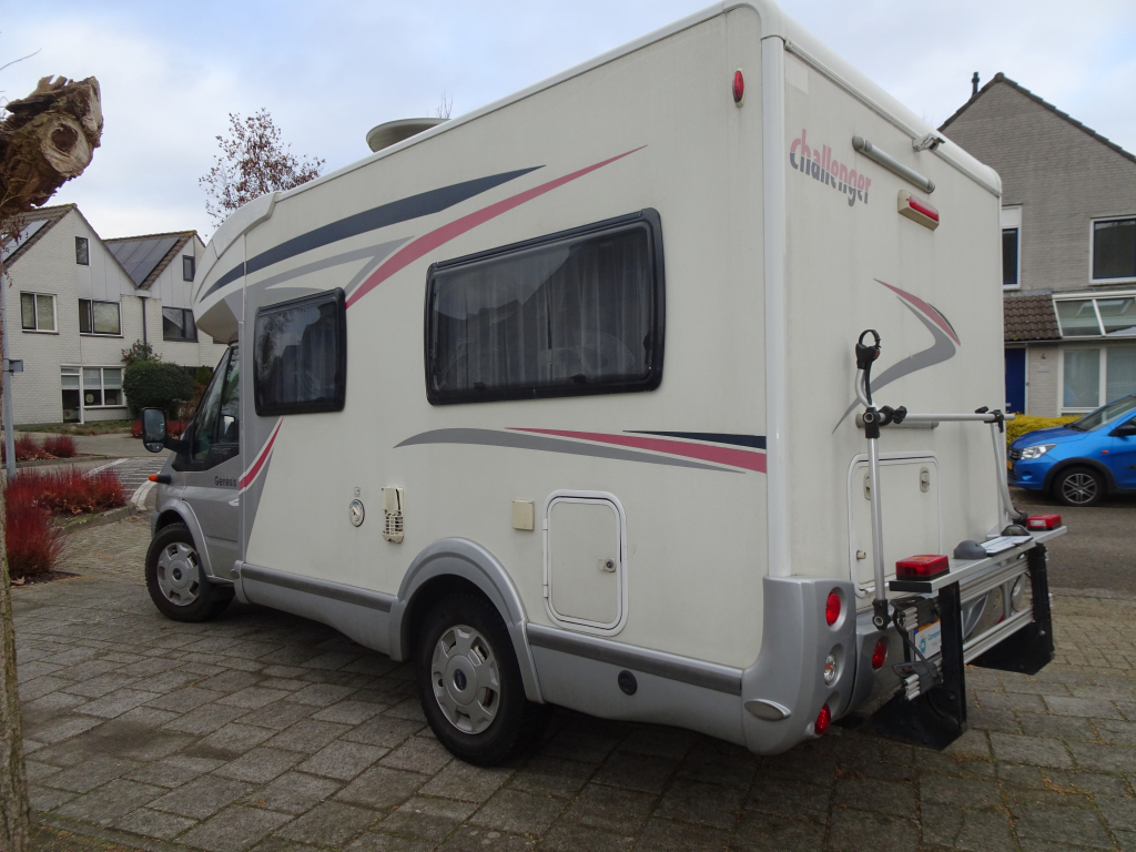 Challenger Genesis 32 foto: 1