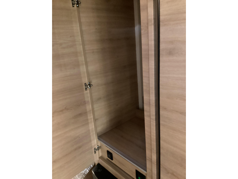 Knaus Sudwind Black Selection 540 UE model year 2026 photo: 8