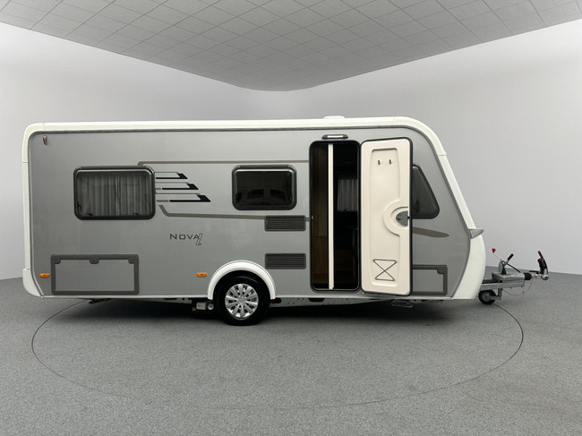 Eriba Nova Light 442 Crystal Silver foto: 10