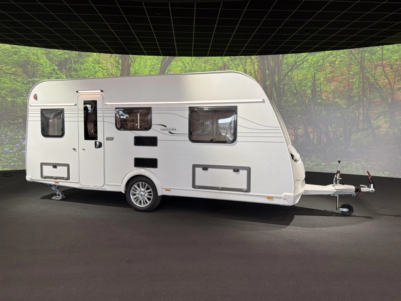Tabbert Cazadora 460 E camas individuales / dinette foto: 2