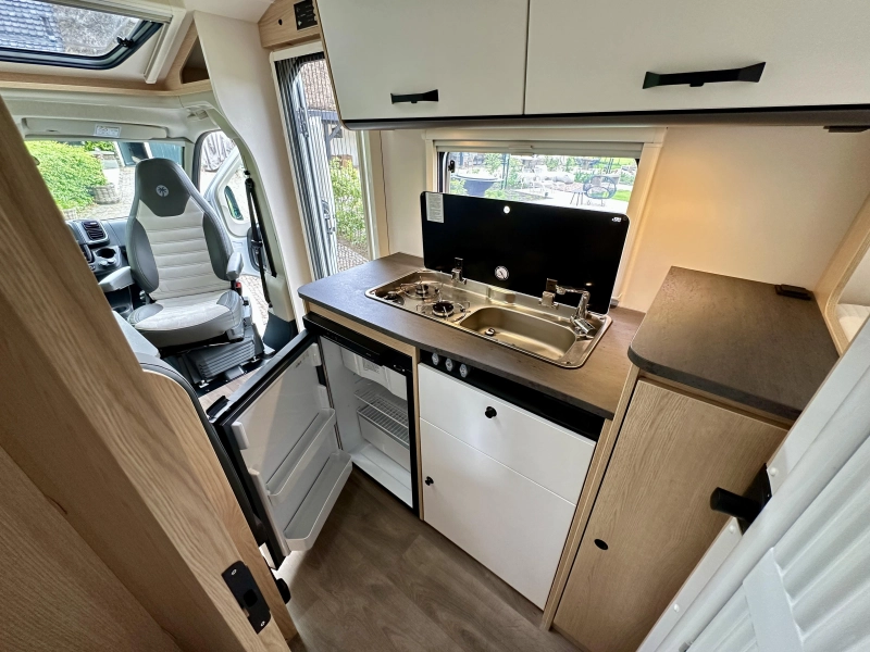 Sunlight Adventure Edition V66 |Fiat | 8-traps automaat  foto: 14