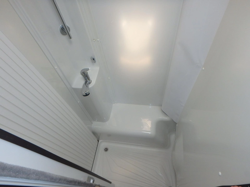 Knaus L!VE Traveller 600 DKG  foto: 22