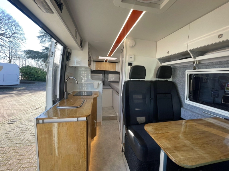 VANTourer 630 L Single Beds Airco 2021 photo: 11