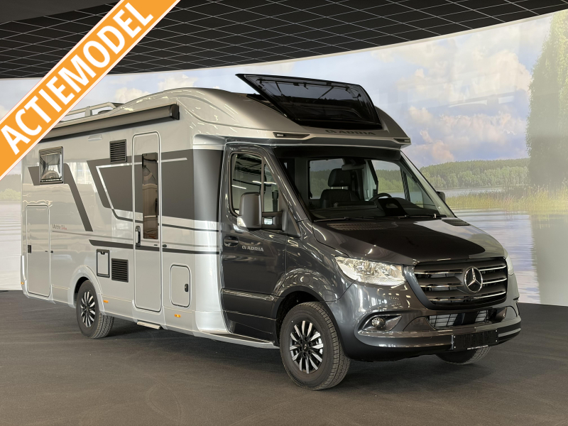 Adria Matrix Supreme MB 670 SL automaat / trekhaak
