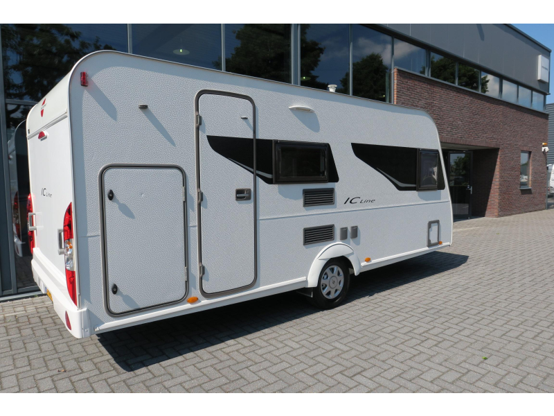 B&uuml;rstner IC Line 495 TK INCL AWNING+GARAGE photo: 2