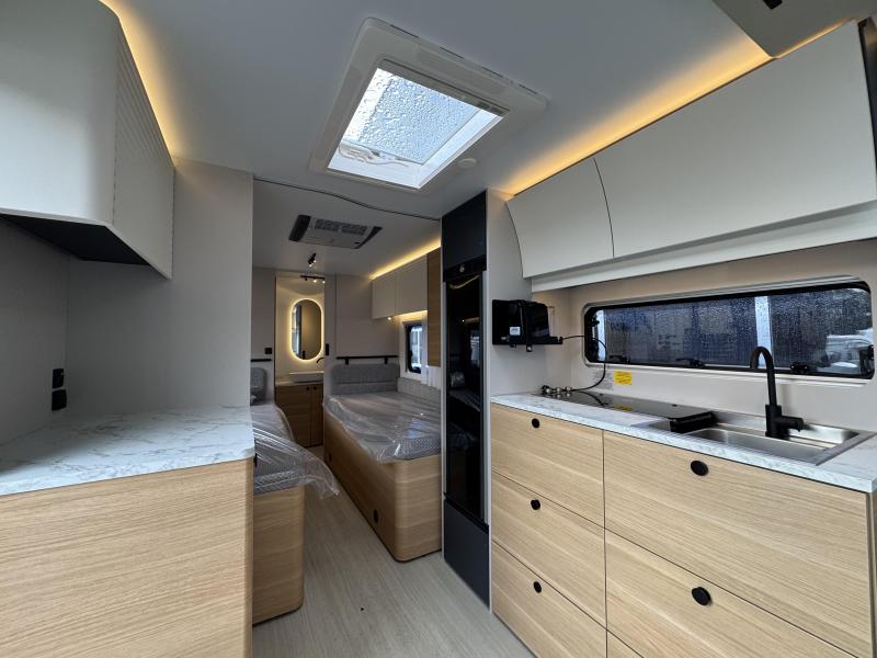 Adria Adora 572 UT  foto: 2