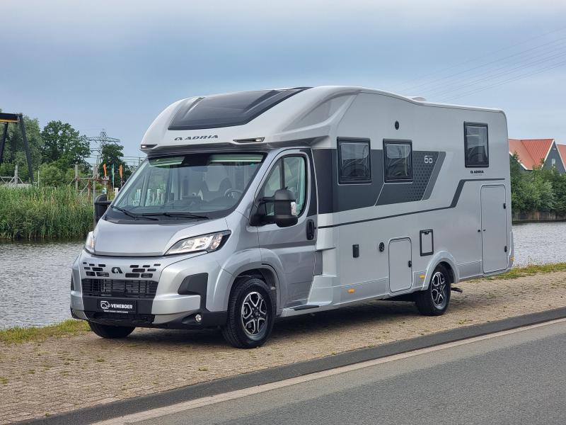 Adria Coral 670 DL 60 Years Edition  foto: 6